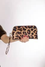 El Çantası Orta Boy Telefon Çantası Leopar Desen - Görsel 3